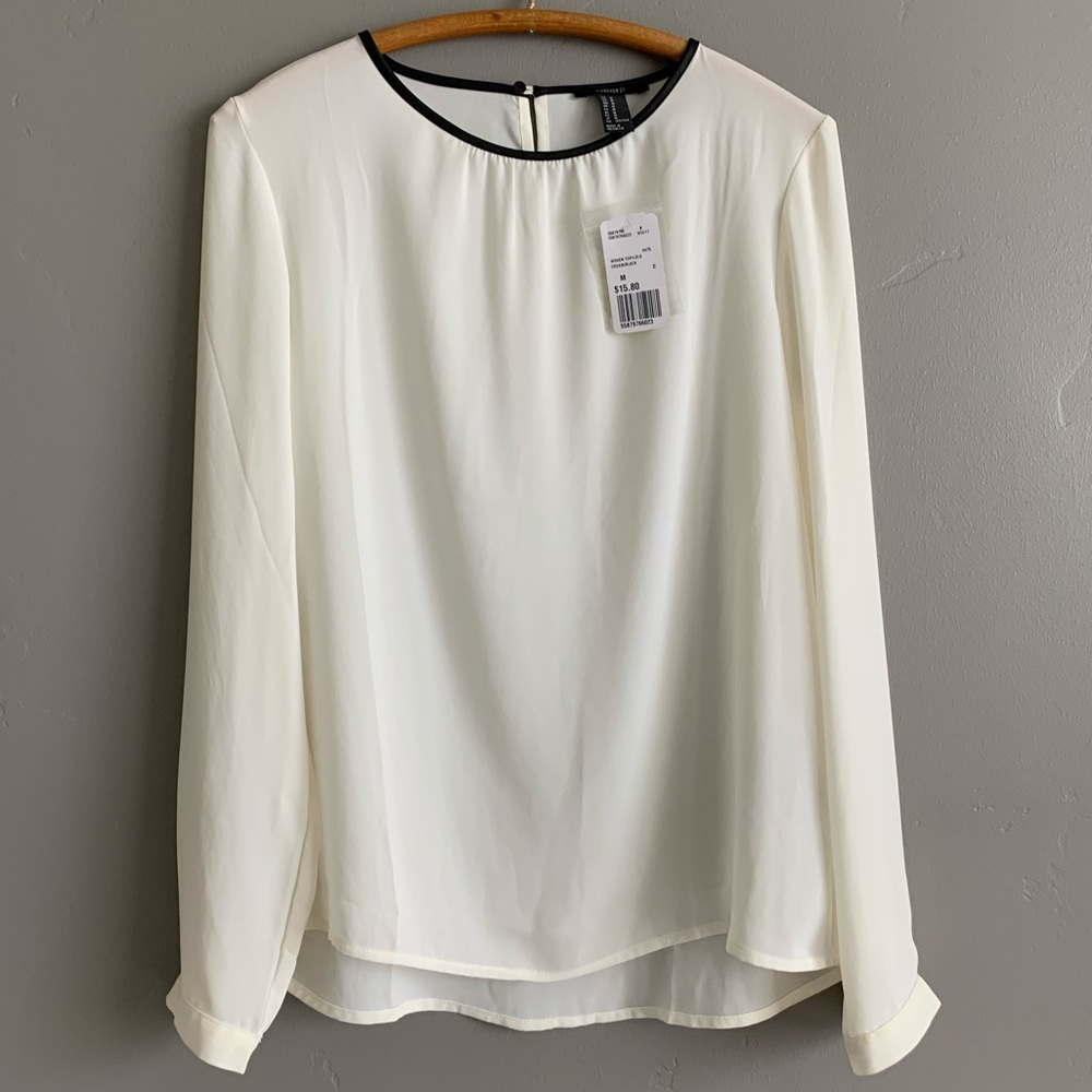 Pleather trim collar fancy flowy sheer top!